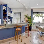 Hotel Aurora 3*