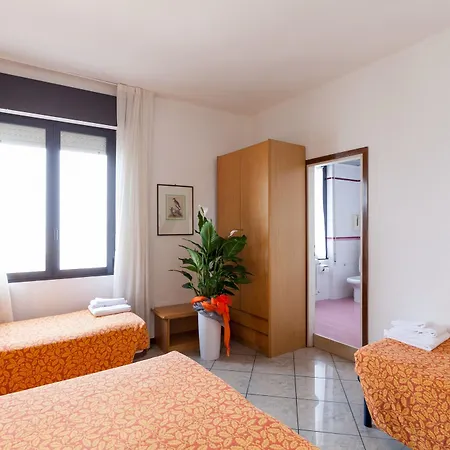 Aurora Hotel Desenzano del Garda