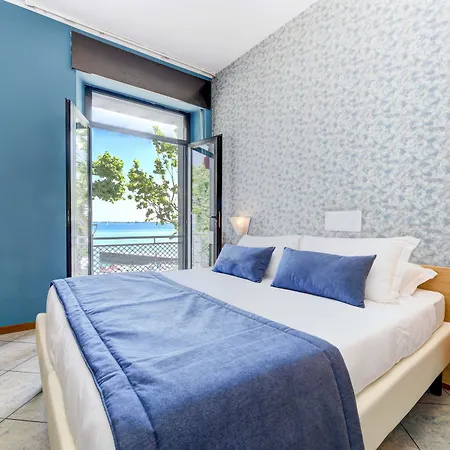 Aurora Otel 3*