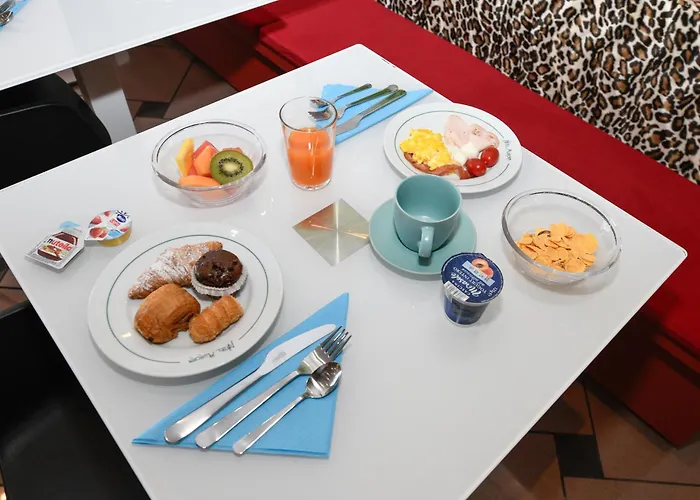Aurora Hotel 3*