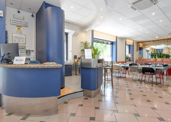 Hotel Aurora Desenzano del Garda