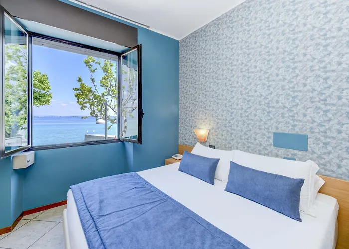Hotel Aurora Desenzano del Garda
